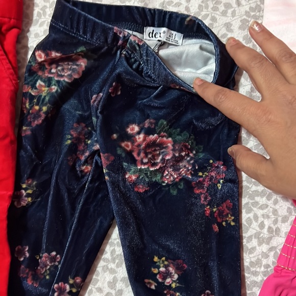 26 pieces  - girl bundle - Picture 8 of 17